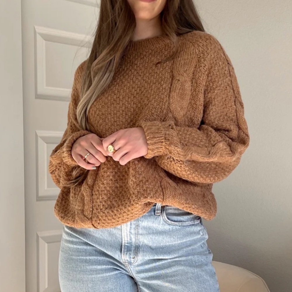In Loom Tan Camel Brown Chunky Cable Knit Wool Sweater Size S NWT